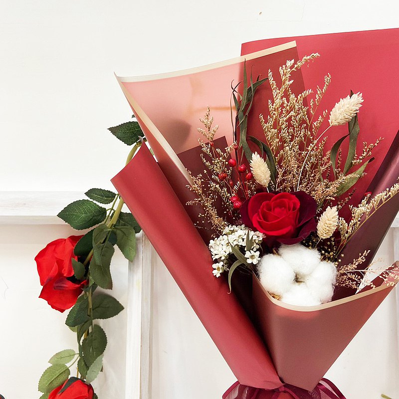 高雅紅色玫瑰花束 永生花 乾燥花 情人節花束 求婚花束 節日送禮