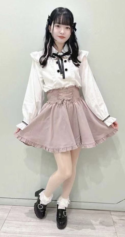 Rojita 日系愛心吊墜綁帶蕾絲地雷系量產型 半身裙