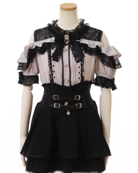 LIZ LISA 日系量產型地雷系露肩蕾絲荷葉袖拼色蝴蝶結襯衫 分碼 襯衣