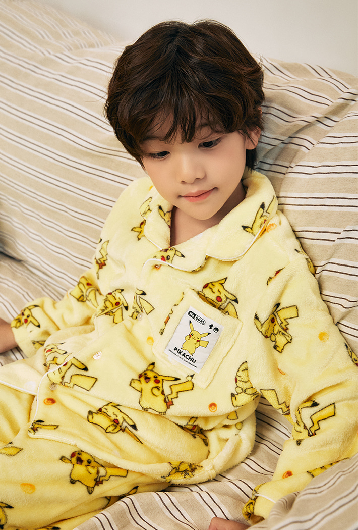 韓國🇰🇷 正版 寶可夢 皮卡丘 冬季絨毛款長袖兒童睡衣套裝 小孩款睡衣 黃色