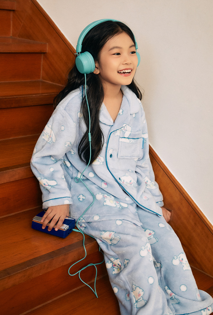 韓國🇰🇷 正版 三麗鷗 大耳狗 冬季絨毛款長袖兒童睡衣套裝 小孩款睡衣 藍色