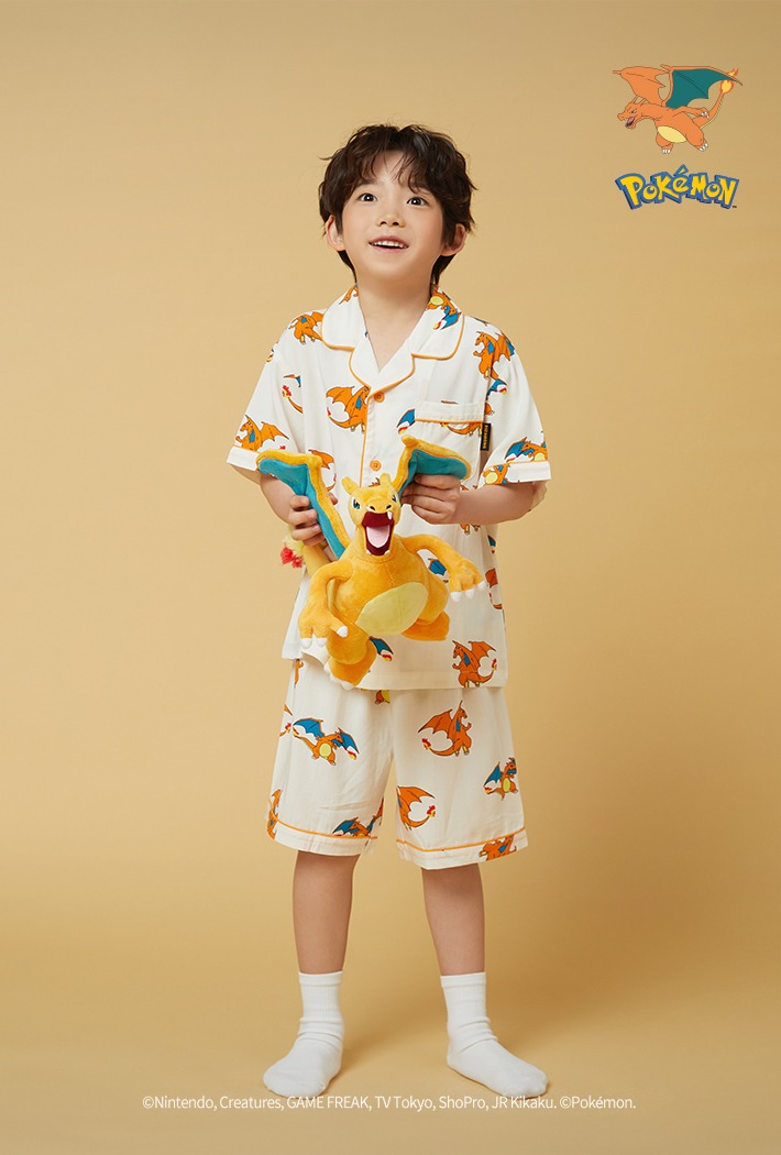 韓國🇰🇷 正版 寶可夢系列 噴火龍印花 薄款短袖睡衣套裝 奶油色