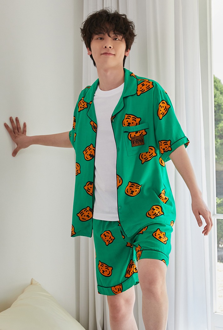 韓國🇰🇷 正版 無業老虎 MUZIK TIGER 무직타이거 薄款短袖睡衣套裝 綠色
