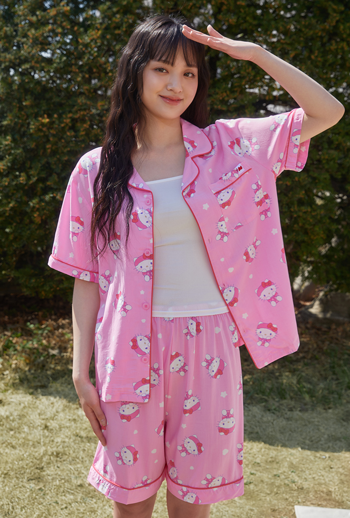 韓國🇰🇷 正版 三麗鷗 HelloKitty角色印花 薄款短袖睡衣套裝 紅色