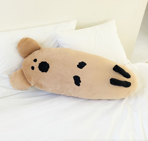 韓國🇰🇷 正版 Dinotaeng 短尾矮袋鼠 文創-QUOKDOG Body Pillow 袋鼠熱狗抱枕