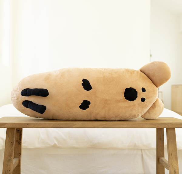 韓國🇰🇷 正版 Dinotaeng 短尾矮袋鼠 文創-QUOKDOG Body Pillow 袋鼠熱狗抱枕